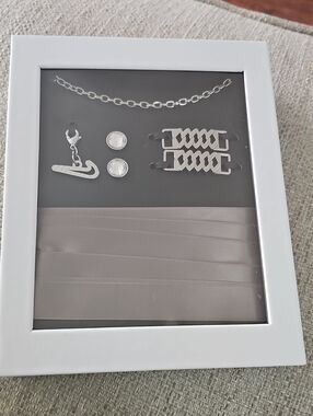 Nike Silver Nike Swoosh Charm & Accessories Set - Gray Backing NIB